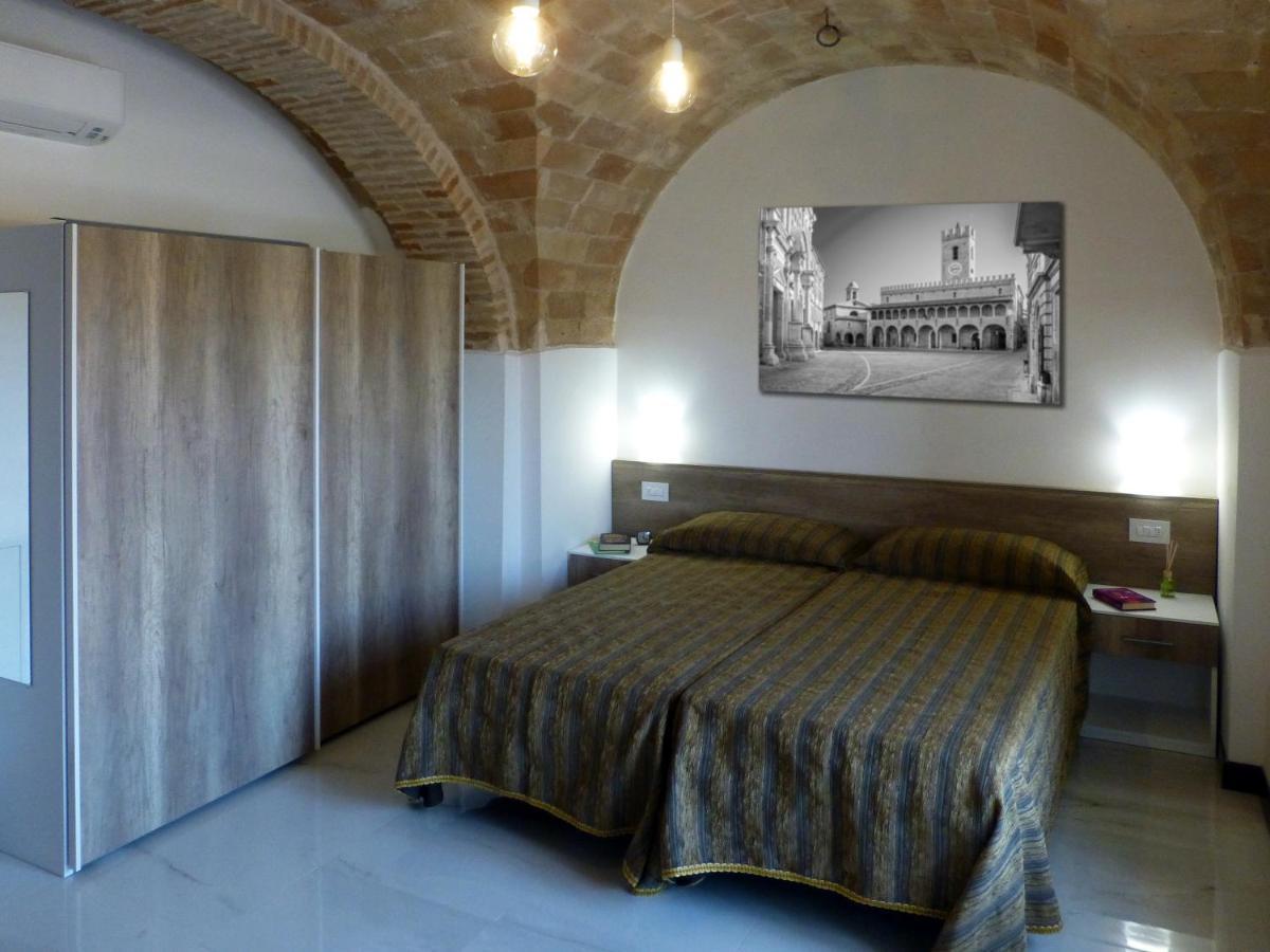 Residence Borgo Оффіда Екстер'єр фото